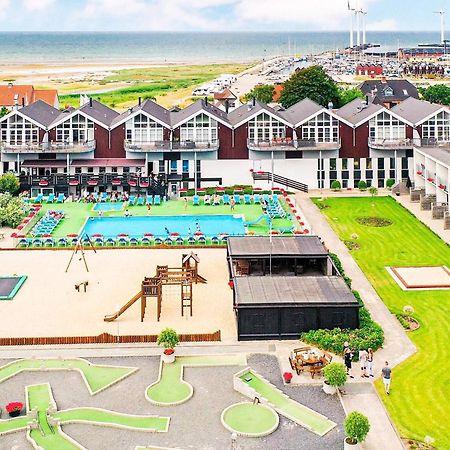 4 Person Holiday Home On A Holiday Park In Glesborg エクステリア 写真