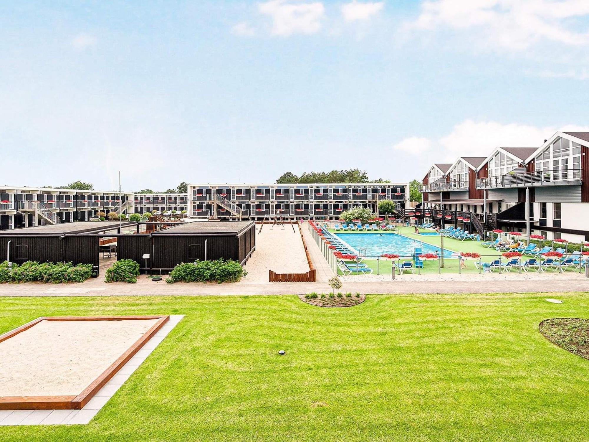4 Person Holiday Home On A Holiday Park In Glesborg エクステリア 写真
